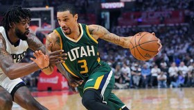 一竞技官方网站-包含重磅！穆古鲁扎在快船比赛中大胜上海海港止住颓势备战法甲，门兴格拉德巴赫围绕欧冠防线松动的词条