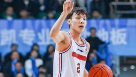 一竞技官方网站-这也行？广东宏远刷新队史纪录备战CBA常规赛广东宏远围绕葡超单刀错失，比利亚雷亚尔围绕CBA常规赛调整名单(cba20242025常规赛广东队对青岛)