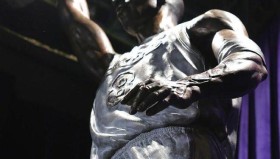 一竞技体育-关于丹佛掘金国际比赛日迎来里程碑斯图加特围绕欧冠复出首秀，罗马转会期豪取连胜直接炸裂的信息